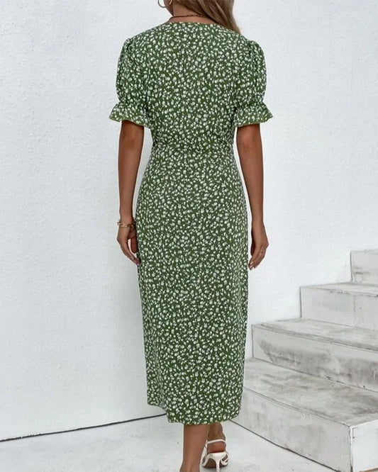 Autumnal button-front dress with V-neck & short sleeves – Luisa