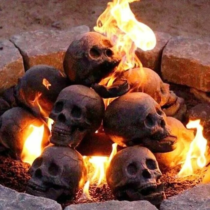 Ceramic Skull Fire Decor — Smoke-Free Flame Accent for Fire Pits 9