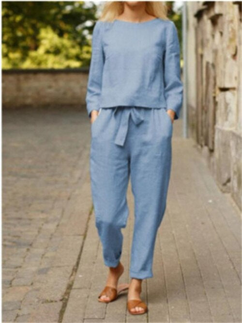 Two-piece women's autumn outfit with round-neck T-shirt & elasticated-waist trousers – Nia