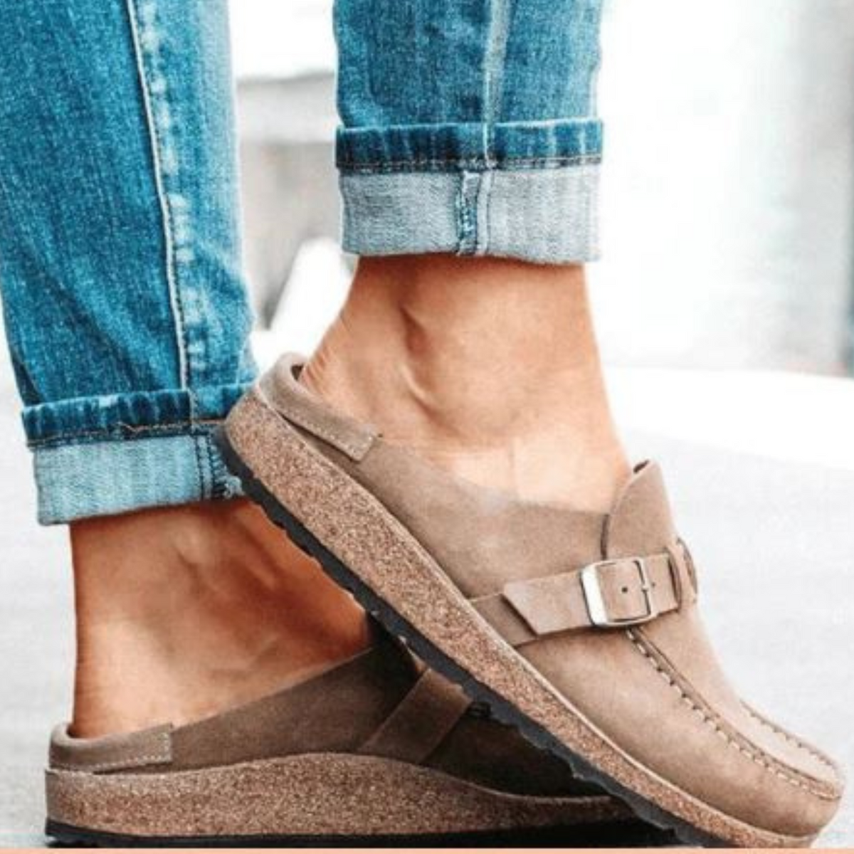 Sustainable comfort clogs in a retro style β Noelia