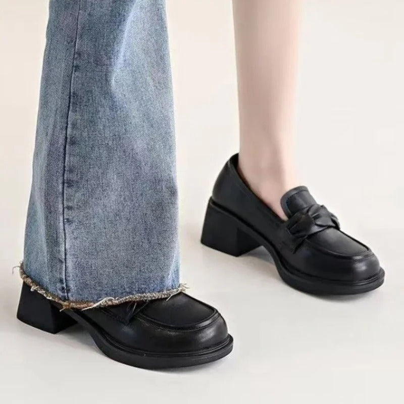Elegant women's shoes with a square heel – Seraphina Autumn Enchantment