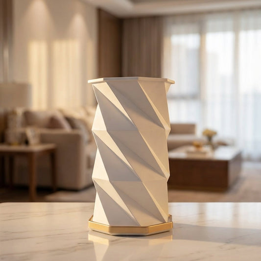 Compact Sculpted Table Lamp - Auravelle