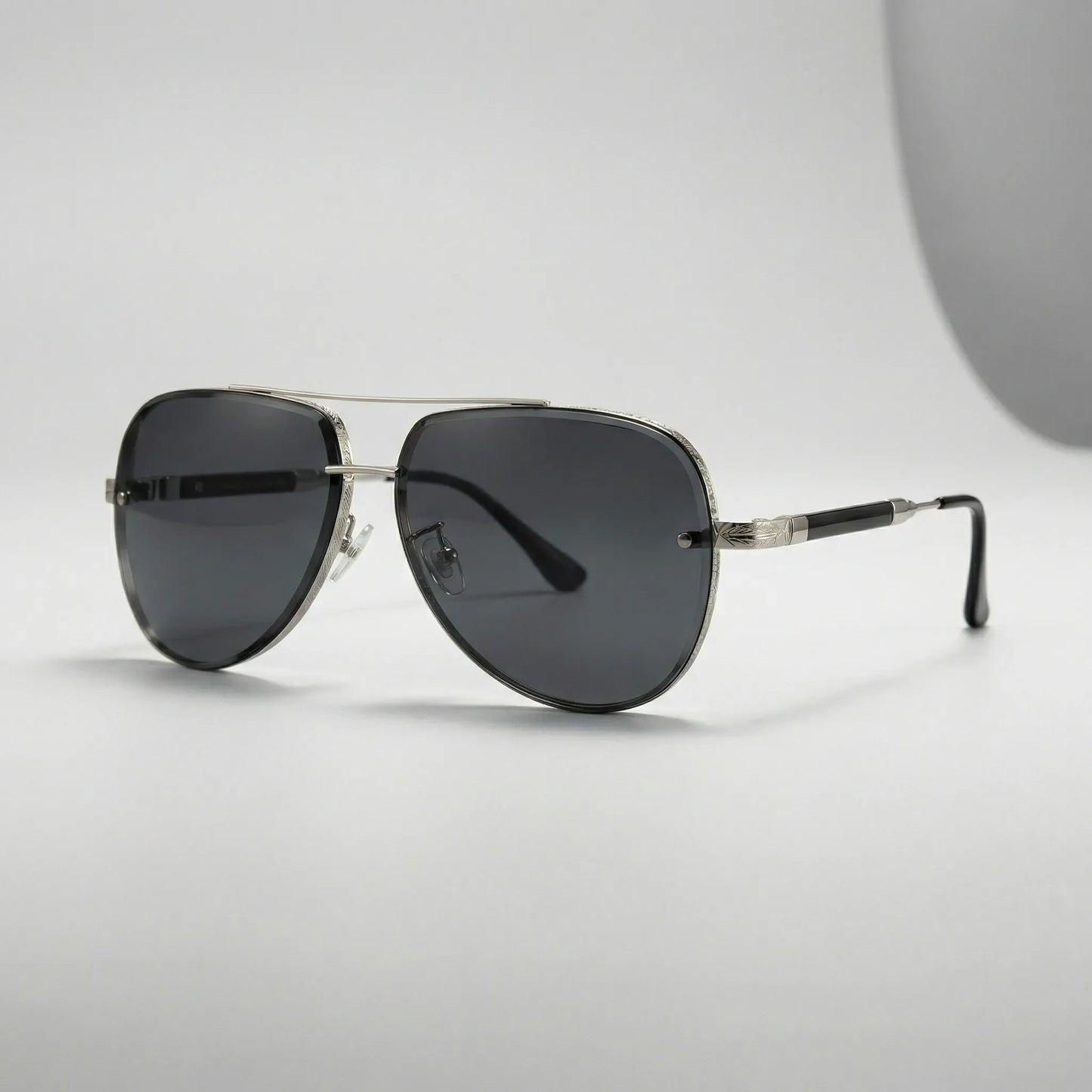 Lightweight Aviator Sunglasses - Marleen
