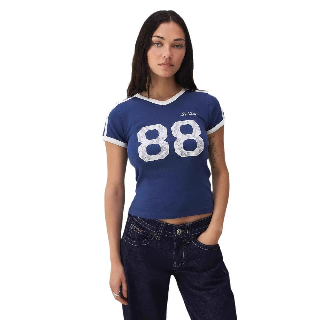Trendy women's T-shirt with lace detail & contrast sleeves – Yelina