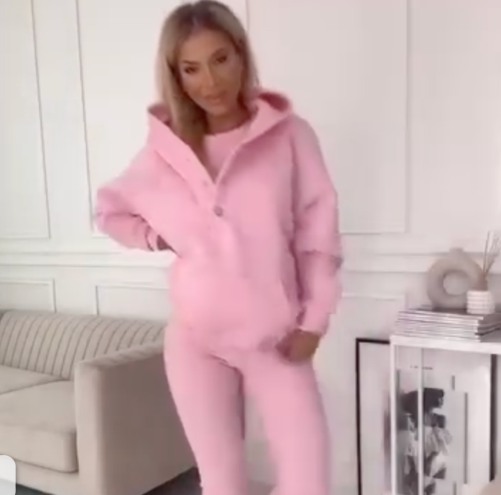 Stylish Comfort Set for Ladies – Elvira