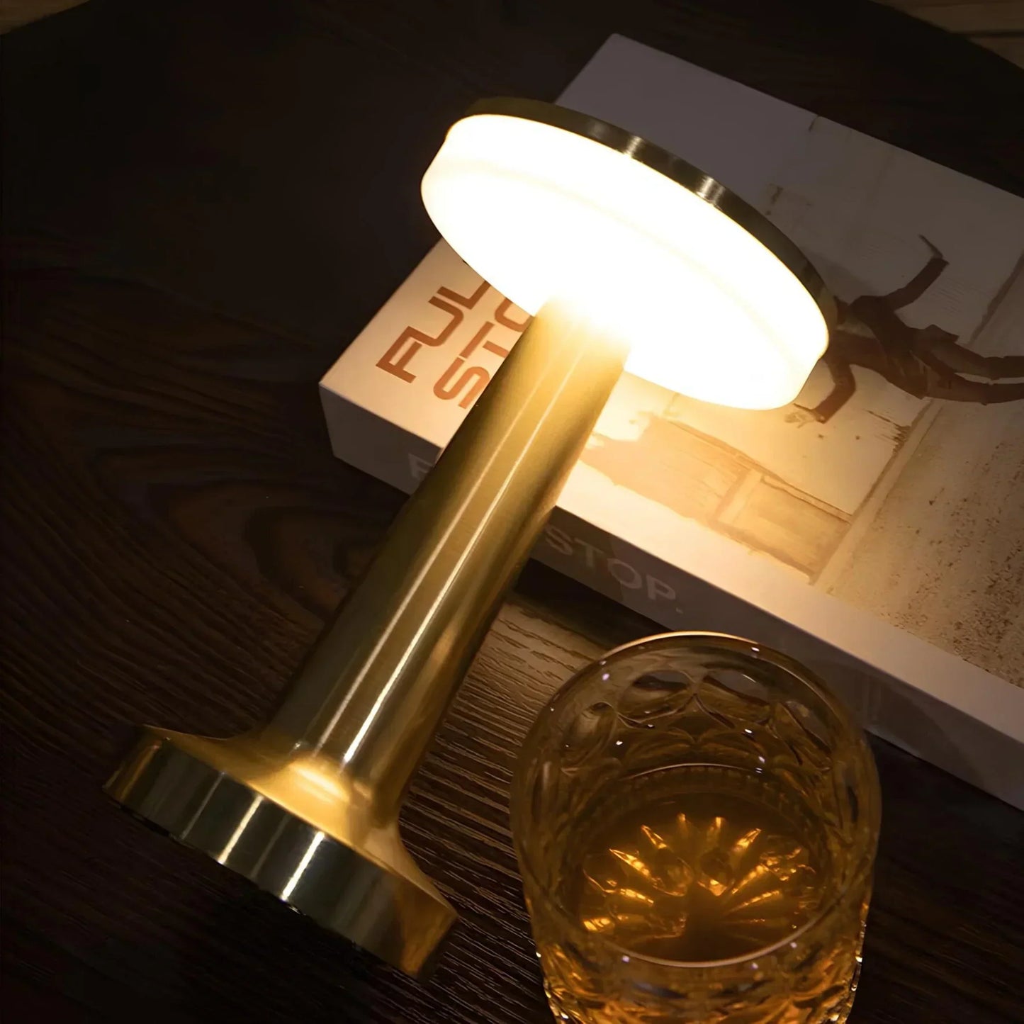 Wireless Retro Table Lamp - LumiBar