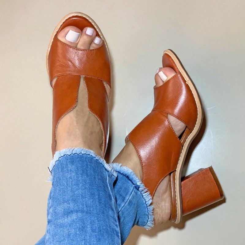 Women’s leather sandals with heel & comfort footbed – Selina