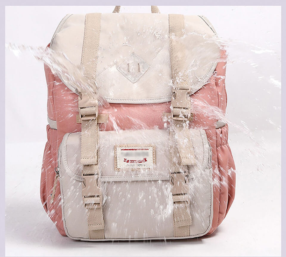 Lightweight multi-compartment travel backpack – water-repellent with a capacity of 20–35 litres