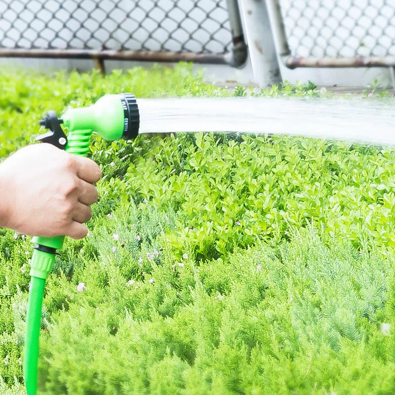 Expandable Garden Hose with Spray Gun – FlexaFlow
