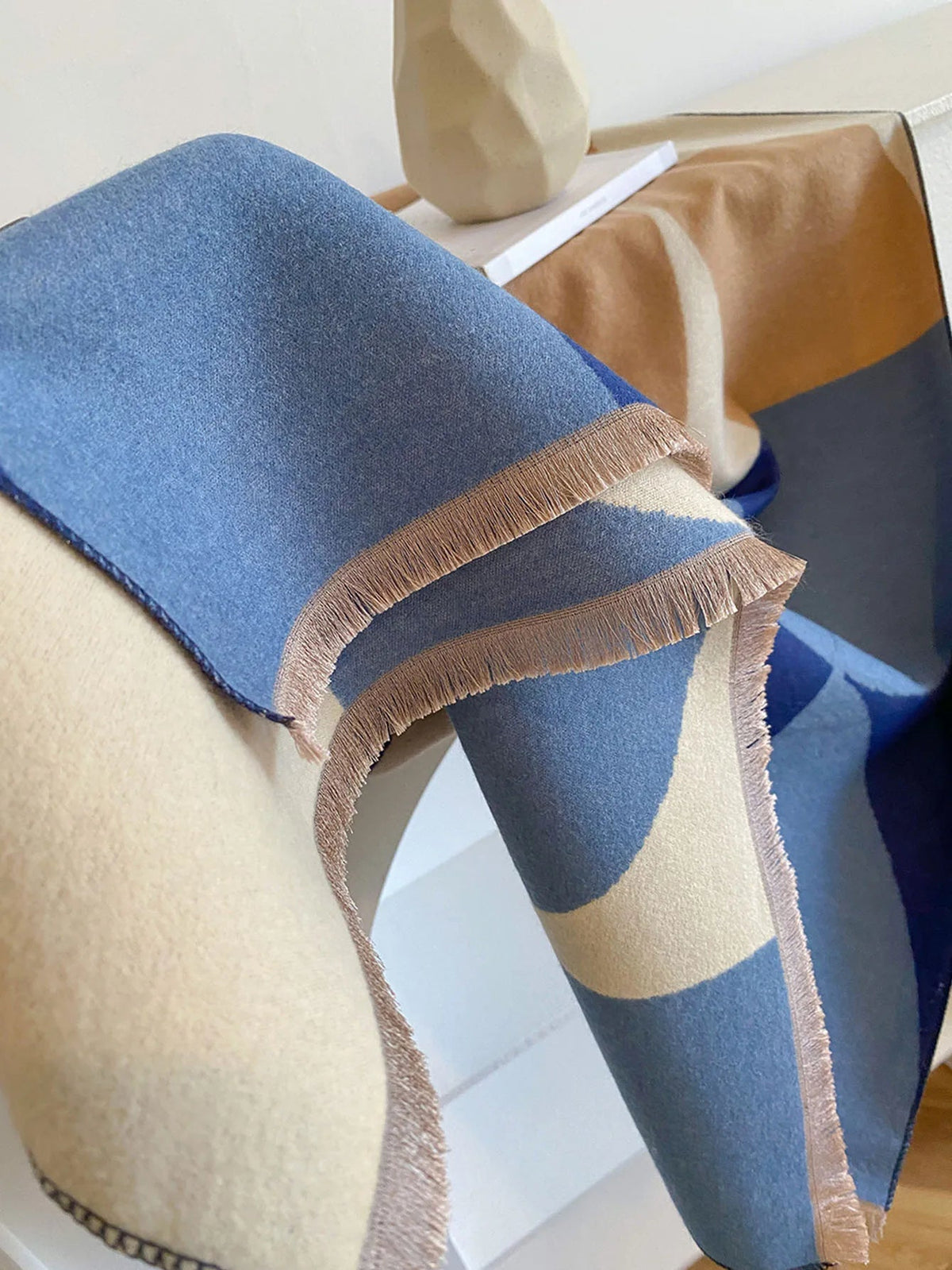 Women's Reversible Cashmere Scarf for Elegance & Warmth 12