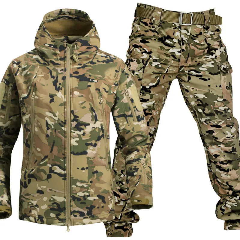 Light desert camouflage hooded jacket and cargo trousers with olive belt displayed together on a white background. 20