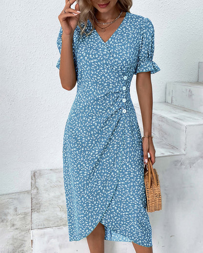 Autumnal button-front dress with V-neck & short sleeves – Luisa