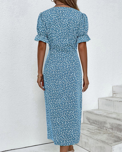 Autumnal button-front dress with V-neck & short sleeves – Luisa