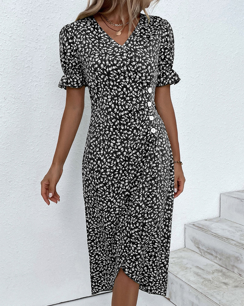 Autumnal button-front dress with V-neck & short sleeves – Luisa