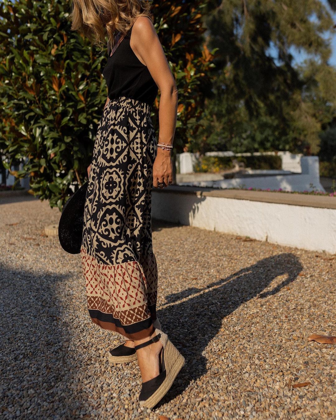 Printed Boho maxi skirt with a flowing cut & fringes – Yalina