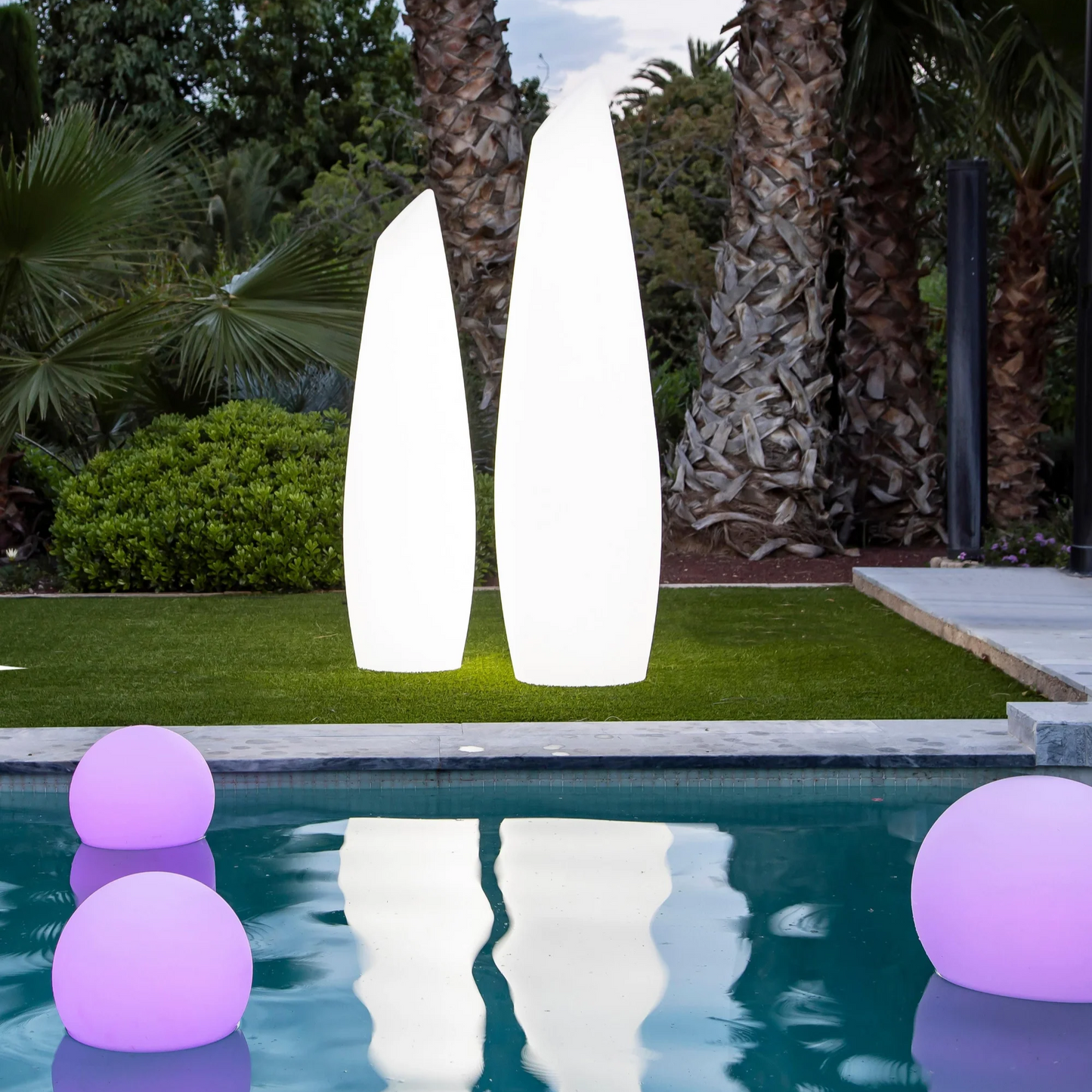 Wireless Mood Lamp for Indoor & Outdoor - LumaSphere