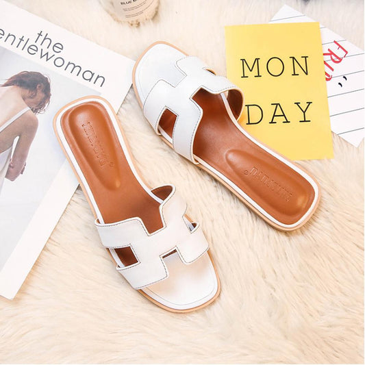 Comfortable and Fashionable Slippers - TrendySoft