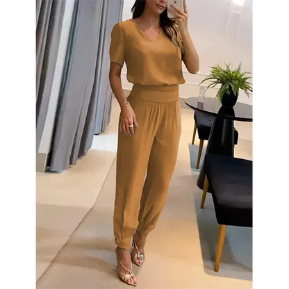 Trendy women's jumpsuit with short sleeves & wide legs – Alina