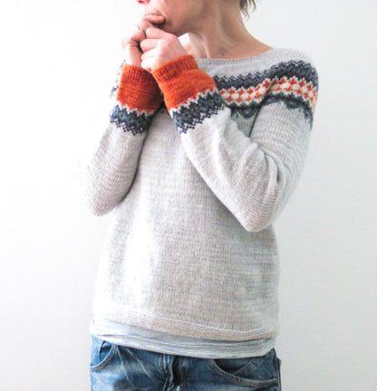 Scandinavian Trendy Sweater with Lively Pattern - NordicChic
