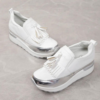 Breathable women's sneakers with timeless style – Isabella