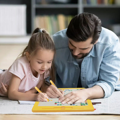 Magnetic Drawing Board with Beads - MagniDots