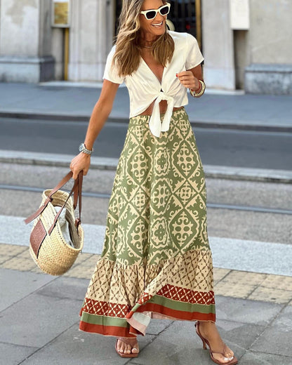 Printed Boho maxi skirt with a flowing cut & fringes – Yalina