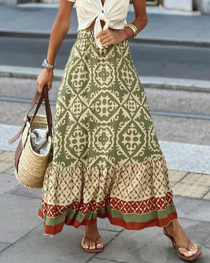 Printed Boho maxi skirt with a flowing cut & fringes – Yalina