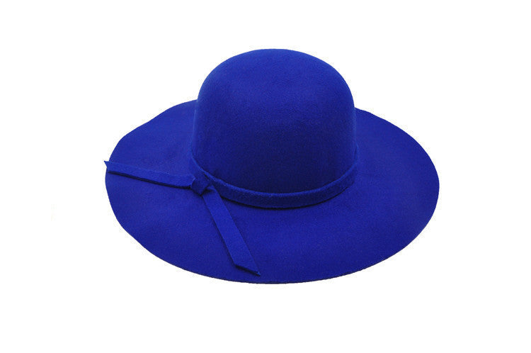 Lightweight women's autumn hat with a comfortable fit – UrbanBreeze