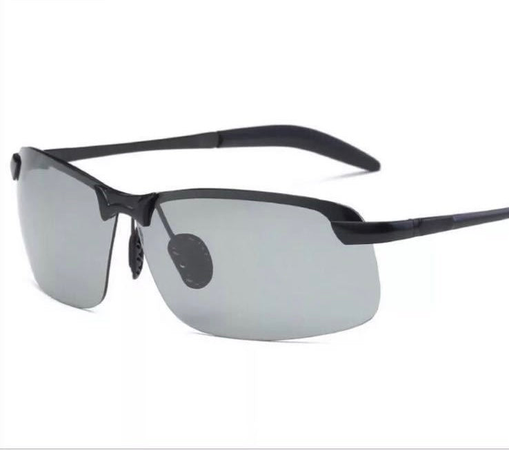 Stylish self-tinting polarised glasses for day & night – Nils