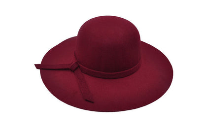 Lightweight women's autumn hat with a comfortable fit – UrbanBreeze