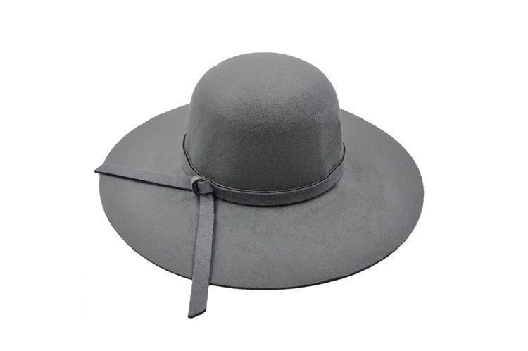 Lightweight women's autumn hat with a comfortable fit – UrbanBreeze