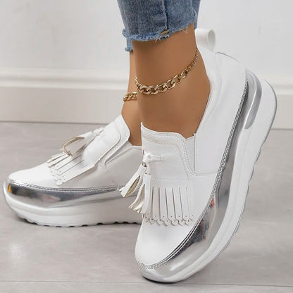 Breathable women's sneakers with timeless style – Isabella