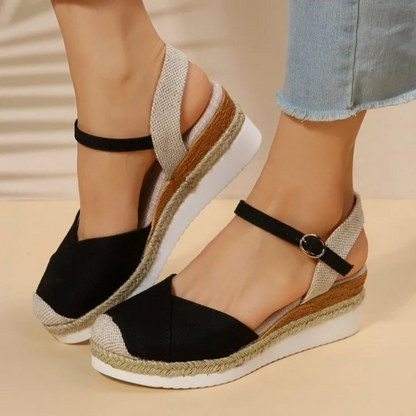 Women's sandals with buckle fastening and closed toe – Isabelle