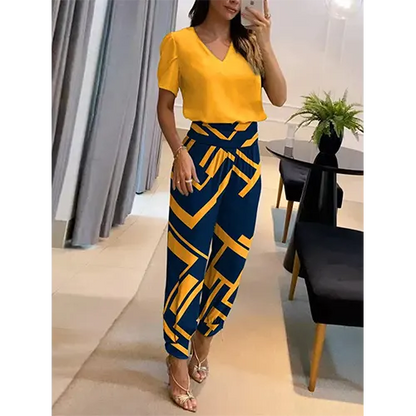 Trendy women's jumpsuit with short sleeves & wide legs – Alina