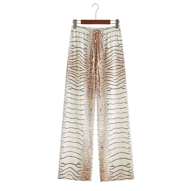 Wide-cut summer trousers made of chiffon – Liana