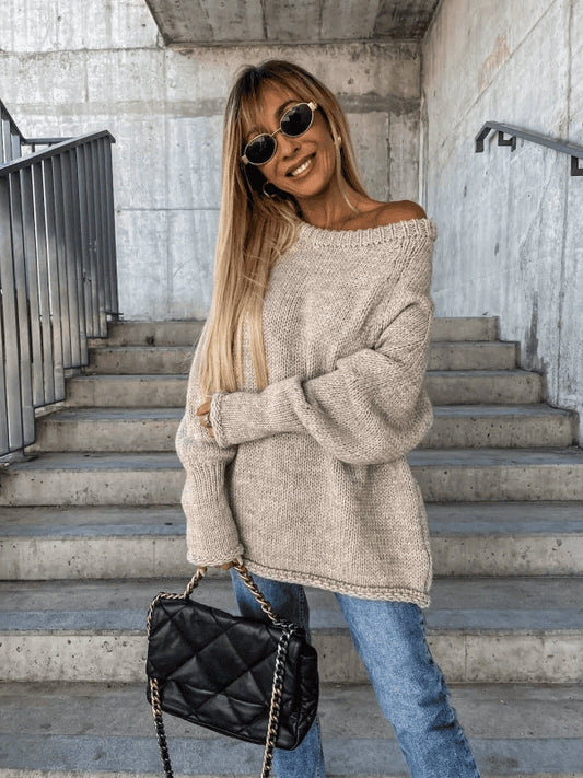 Loosely knitted ladies' jumper with off-shoulder design – Amira