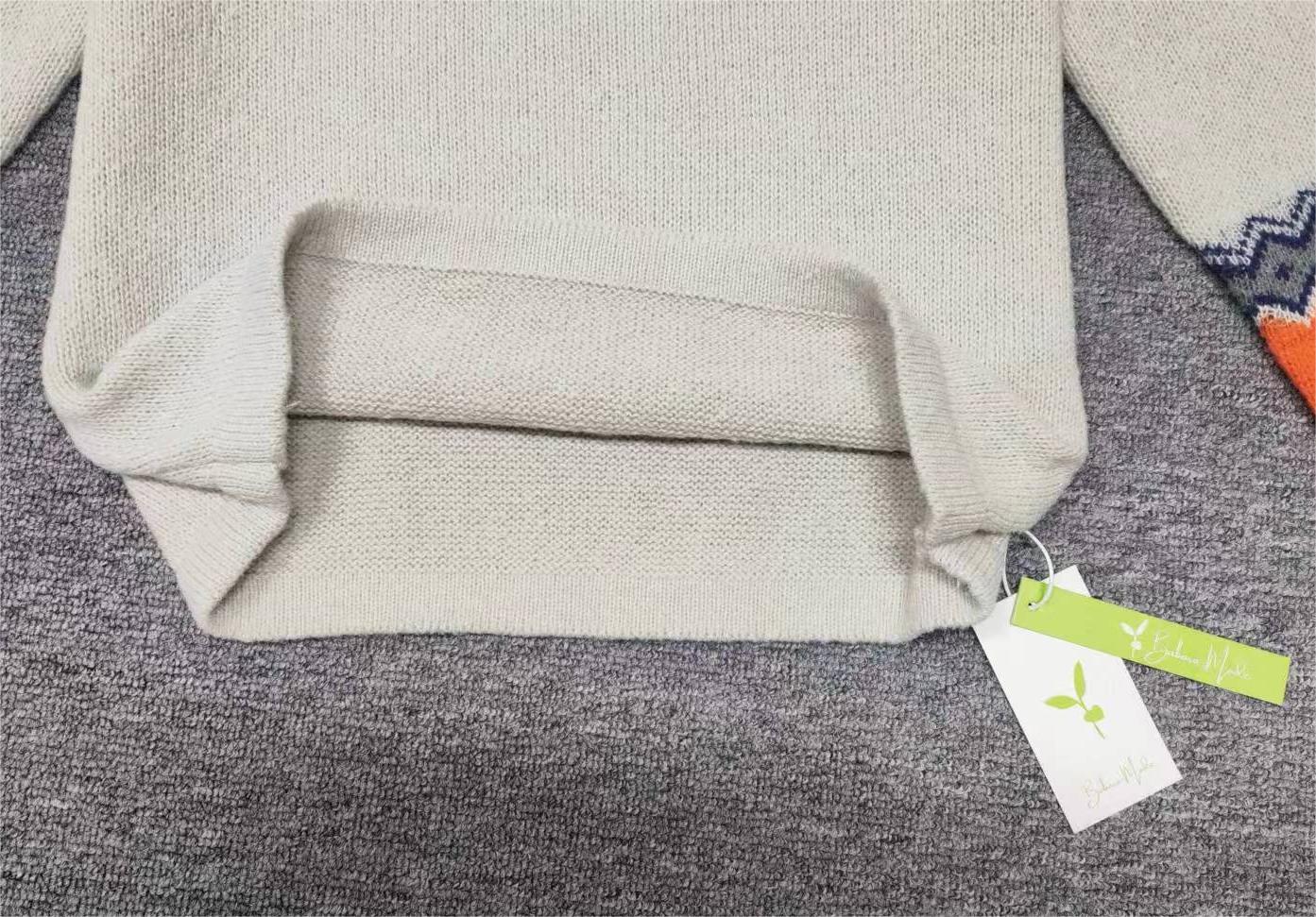 Scandinavian Trendy Sweater with Lively Pattern - NordicChic