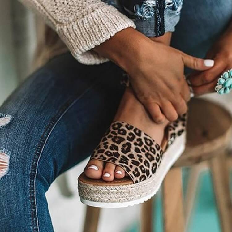 Ladies' wedge espadrille sandals with strap - Livia
