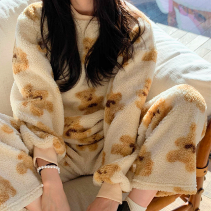 Velvet Soft Pyjama Set with Bear Print – Mila