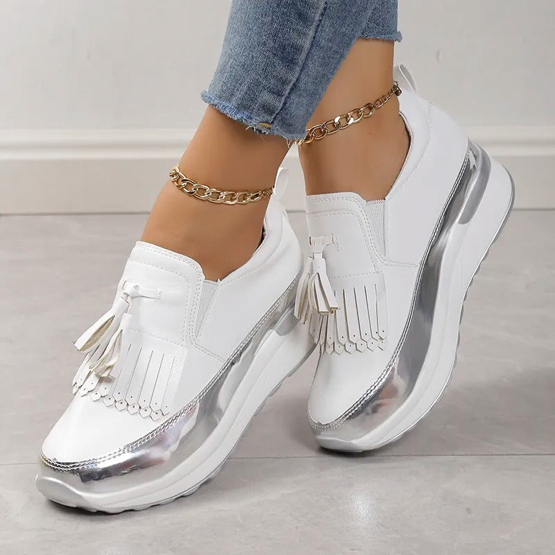 Breathable women's sneakers with timeless style – Isabella