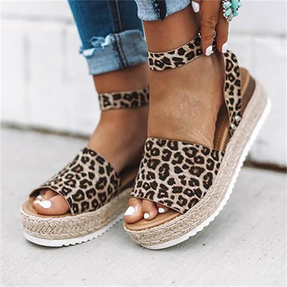Ladies' wedge espadrille sandals with strap - Livia
