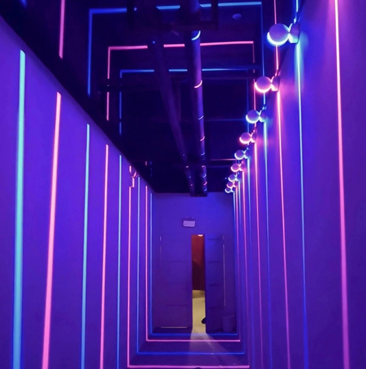 360 Grad Projektionsleuchte Aus Edelstahl - VibeSphere