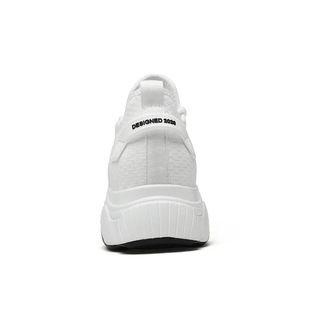 Discreetly stylish men's sneakers – MaxLift Boost