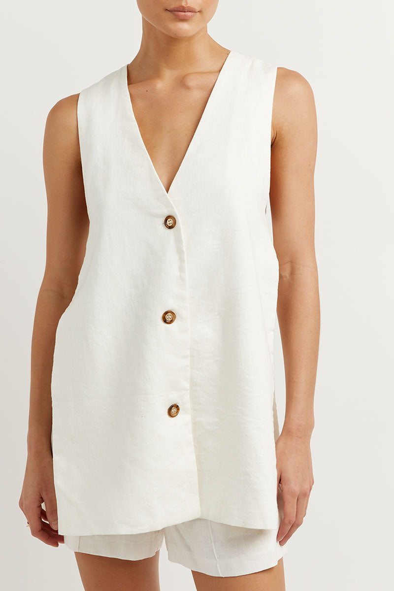 Women's Zomerset with sleeveless gilet and high-waisted shorts – Sylvie