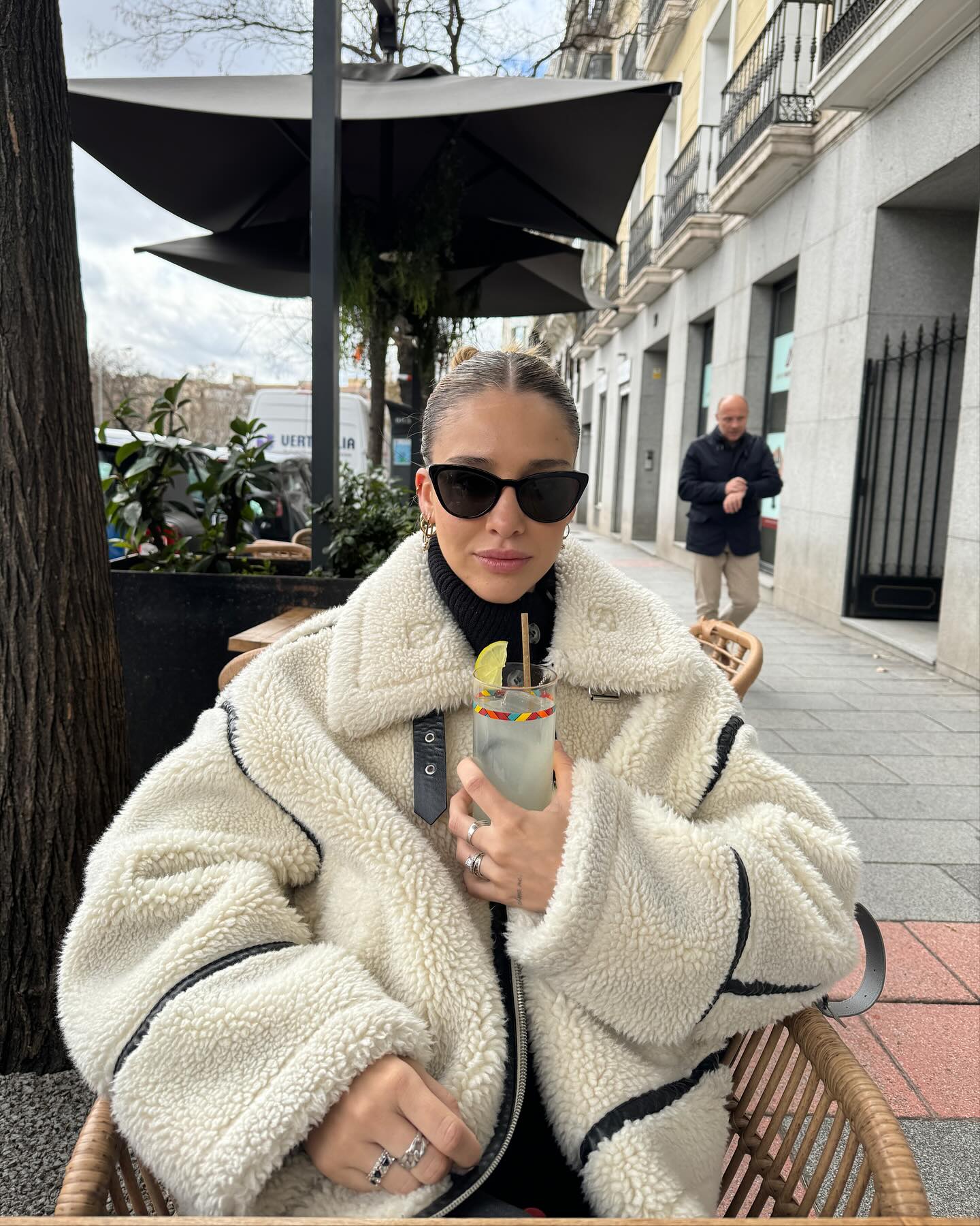 Teddy Pilot Jacket - Dilara | Trendy, Warm, Oversized & Stylish!