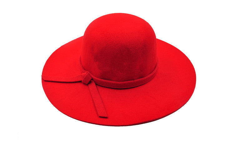 Lightweight women's autumn hat with a comfortable fit – UrbanBreeze