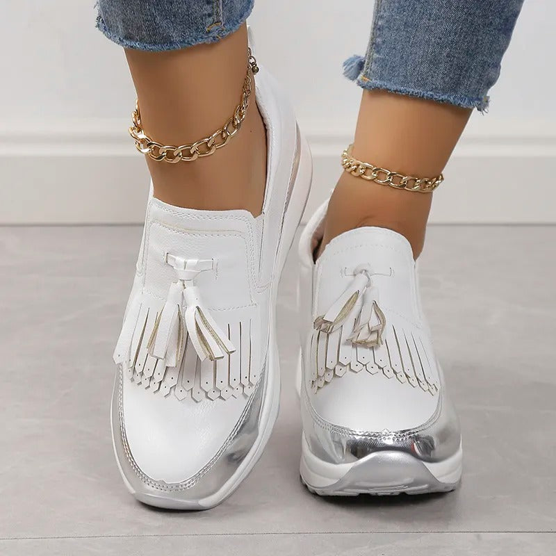 Breathable women's sneakers with timeless style – Isabella