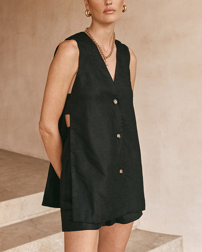 Women's Zomerset with sleeveless gilet and high-waisted shorts – Sylvie