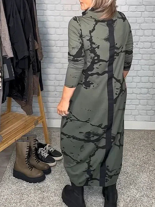 Dress with Long Sleeves and Retro Pattern – Livienne