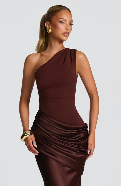 Elegant Maxi Dress 7